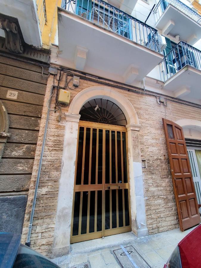 Sea Side Bari Apartment Bagian luar foto